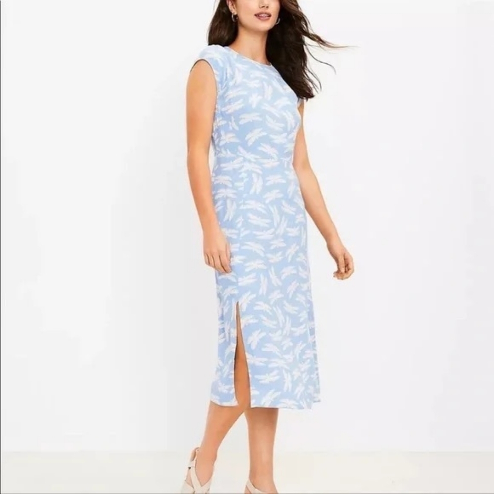 Loft Dress - Picture 2 of 8